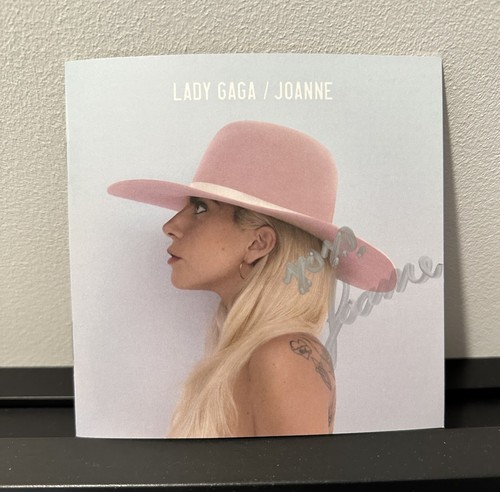 Libretto lady gaga firmato - lady,