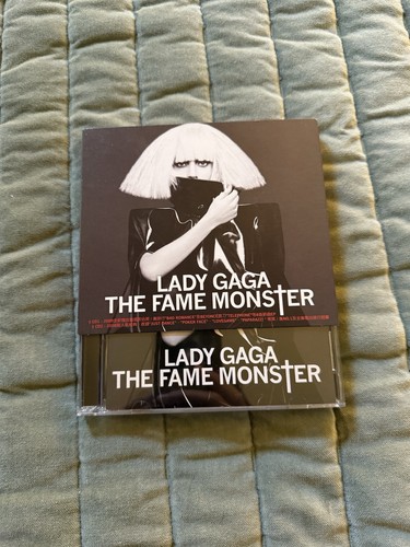 Lady gaga the fame monster - gaga,